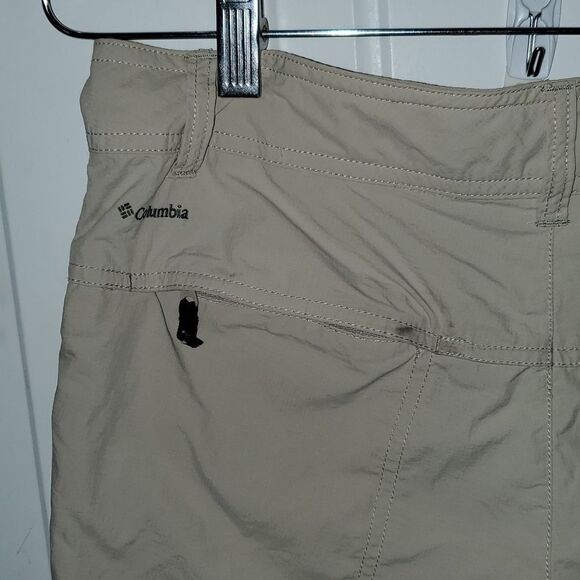 Columbia Omni Shade Hiking Shorts 8 - Picture 4 of 8
